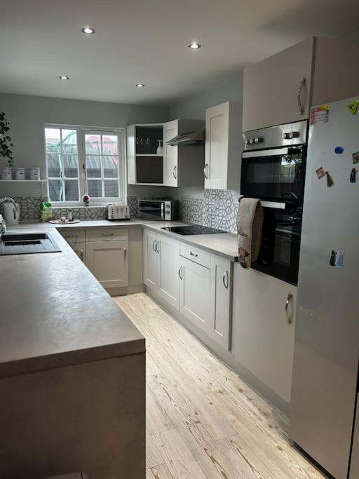 15 Min Drive To Airport 20 Min To Loch Lomond And City Center Old Kilpatrick Exterior photo
